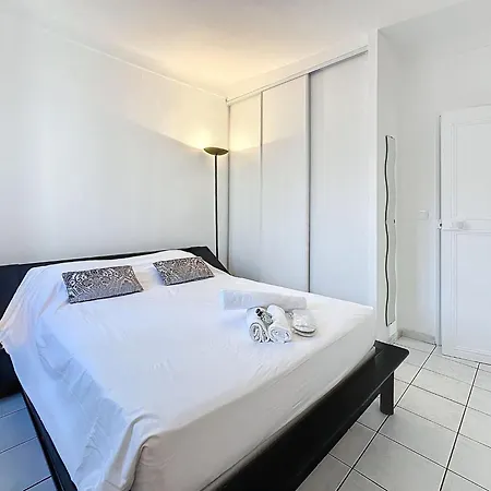 Appartement 1 Bedroom Riouffe 206 2 Mins From Palais By Interhome